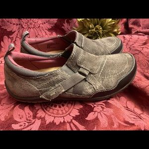 Earth Origins-Alison, Size: 6-1/2,‎ Grey/Black